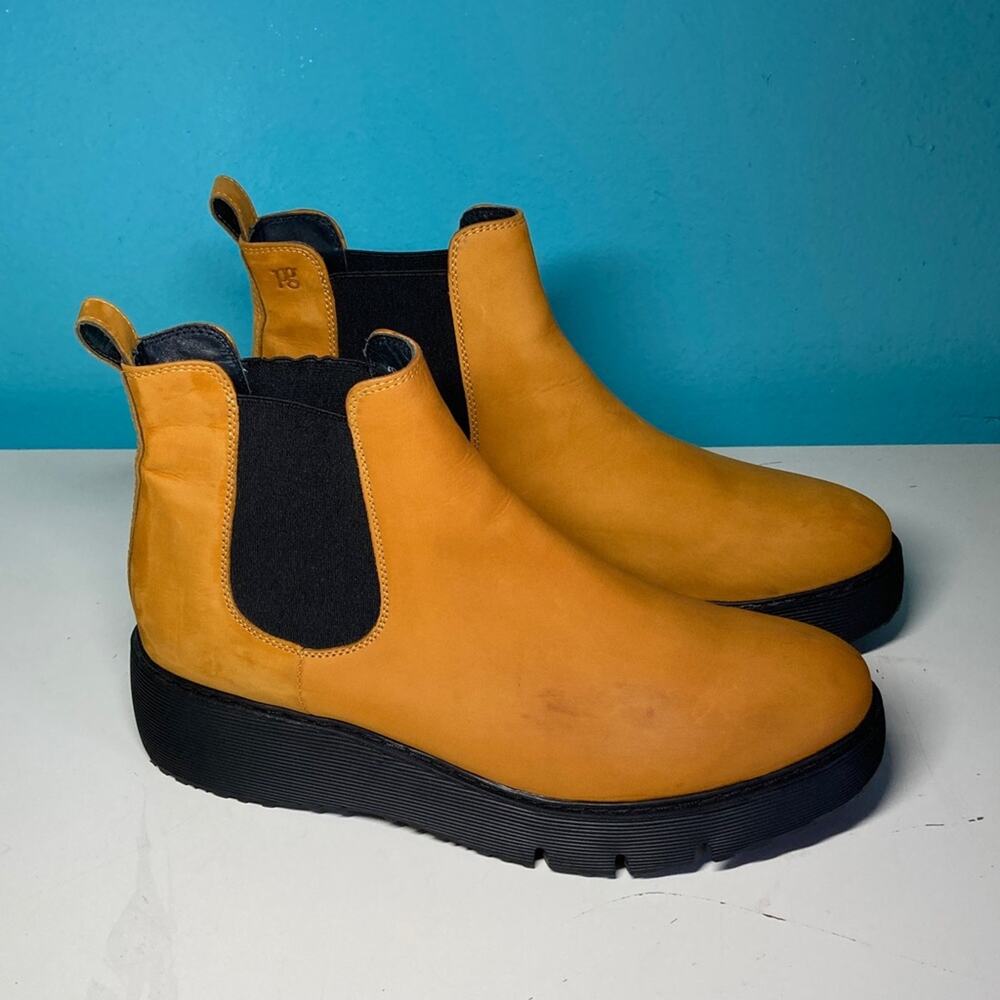 Paul Green Womens Size 9 US Mustard Yellow Chelsea Suede Platform Boots 6.5 AU